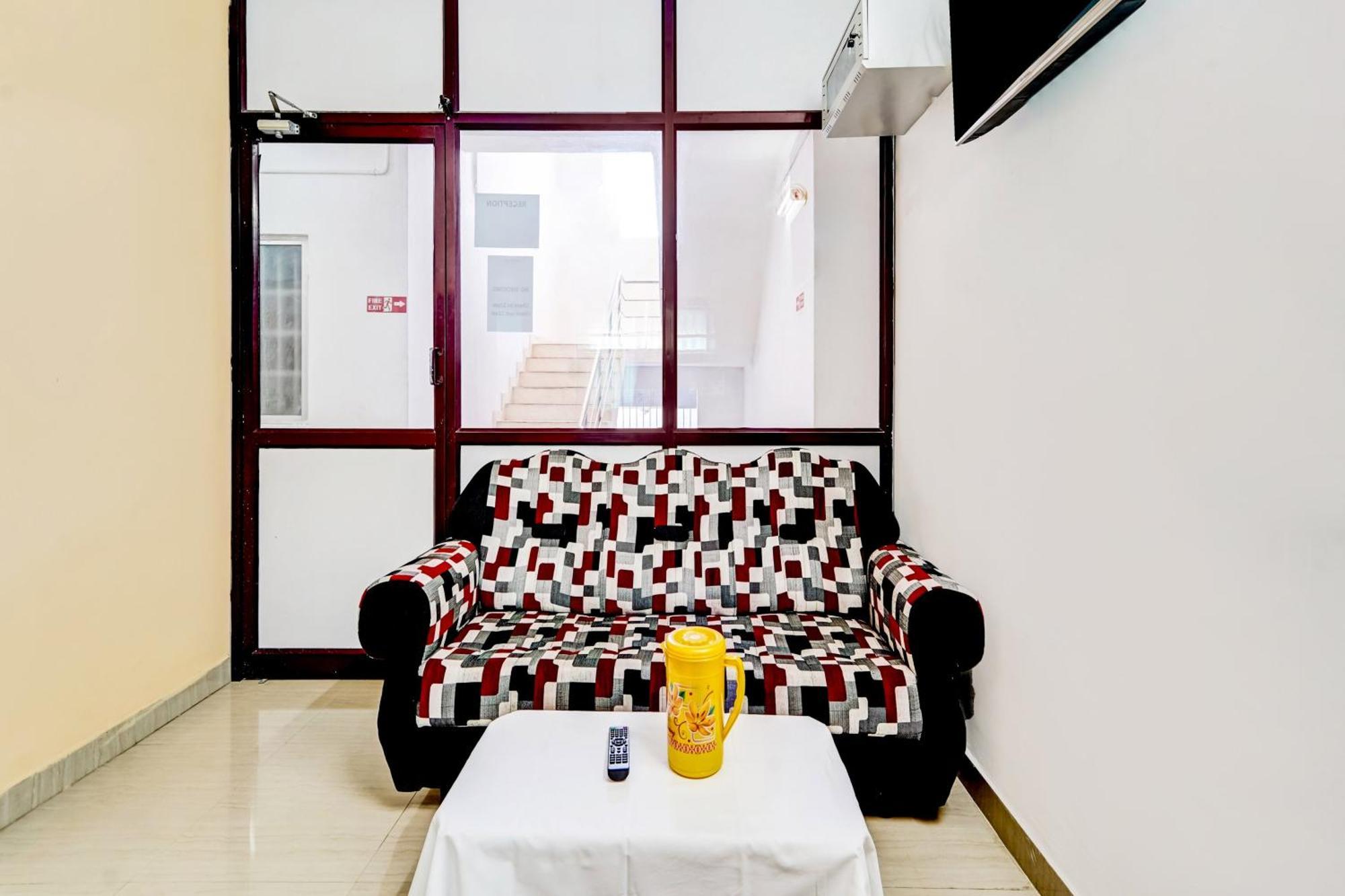 Super Hotel O Okkilipalayam Coimbatore Bagian luar foto