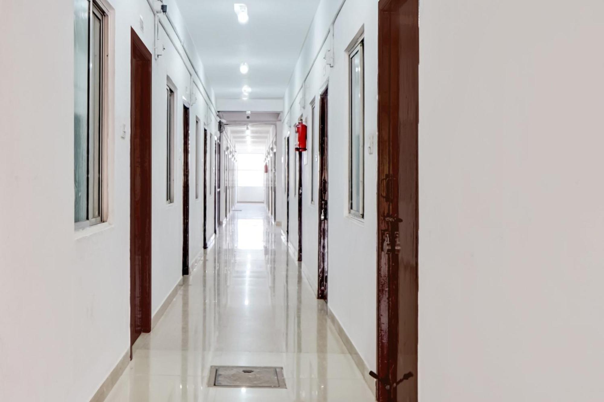 Super Hotel O Okkilipalayam Coimbatore Bagian luar foto