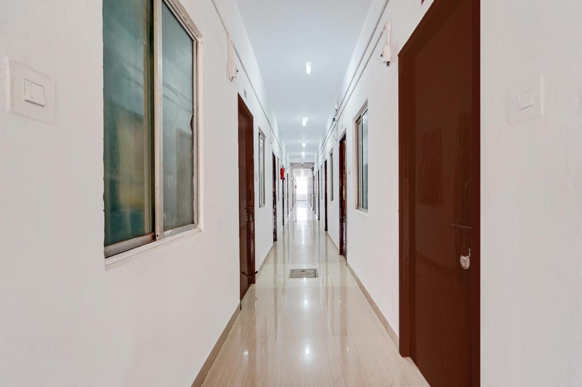 Super Hotel O Okkilipalayam Coimbatore Bagian luar foto